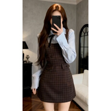 批发高级感韩系学院风衬衫领假两件长袖连衣裙子女早春新款格纹短裙