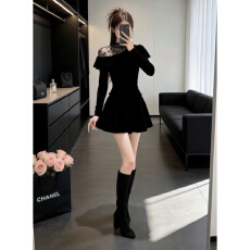 批发法式赫本风黑色连衣裙子女秋冬季2026新款高级感短裙套装新年战袍