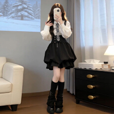 批发学院风白色衬衫<b class='q'>连衣裙</b>子女秋冬季穿搭2026新款法式<b class='q'>花苞</b>背带裙套装