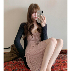 批发开春漂亮纯欲粉色蕾丝吊带<b class='q'>连衣裙</b>子女春季2026新款气质穿搭一整套