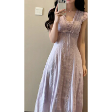 批发紫色<b class='q'>荷叶边</b>法式气质连衣裙子女夏季2026新款收腰巨好看气质长裙