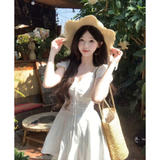 批发法式白色v领泡泡袖连衣裙女夏季2026新款温柔风小个子收腰短裙子