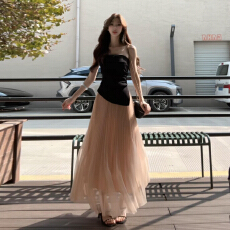 一整套穿搭套装裙女夏韩系内搭打褶扭结抹胸上衣配高腰网纱半身裙