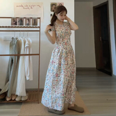 批发初夏法式短袖碎花连衣裙子女夏季2026<b class='q'>新款</b>高级感收腰显瘦气质长裙