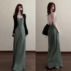 批发早春季法式漂亮绿色吊带露背连衣裙子女装夏2026新款穿搭长裙套装