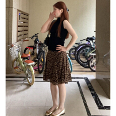 批发气质辣妹针织无袖上衣连衣裙女2026<b class='q'>新款</b>早春套装豹纹<b class='q'>半身裙</b>两件套