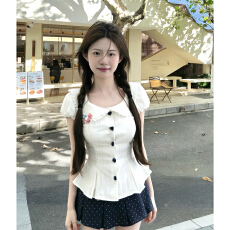 批发韩系绝美巨好看白色套装裙子女夏季2026年新款超火一整套ootd穿搭