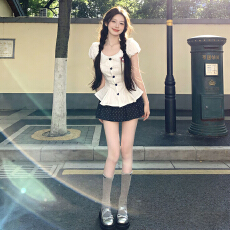 韩系绝美巨好看白色套装裙子女夏季2026年新款超火一整套ootd穿搭