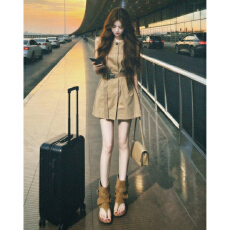 批发2026新款法式气质无袖背心工装连衣裙子女<b class='q'>夏</b>季小个子a字收腰短裙