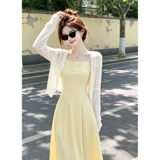 批发日系杏色针织防晒<b class='q'>开衫</b><b class='q'>女</b>夏季新款薄款设计感外搭披肩百搭短款上衣