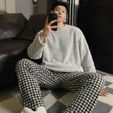 批发冬季新款<b class='q'>睡衣</b>男法兰<b class='q'>绒</b>休闲圆领高级感ins风纯色<b class='q'>珊瑚</b><b class='q'>绒</b>家居服套装