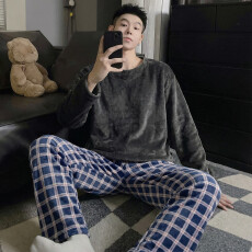 批发冬季新款<b class='q'>睡衣</b>男法兰<b class='q'>绒</b>休闲圆领高级感ins风纯色<b class='q'>珊瑚</b><b class='q'>绒</b>家居服套装