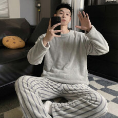 批发冬季新款<b class='q'>睡衣</b>男法兰<b class='q'>绒</b>休闲圆领高级感ins风纯色<b class='q'>珊瑚</b><b class='q'>绒</b>家居服套装