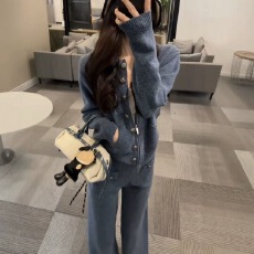 批发秋冬新款温柔女主一字肩毛衣+半身裙套装