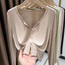 批发欣旺 官图 1*1随心裁 200克 防晒<b class='q'>开衫</b>外搭短款木耳边V领披肩罩衫