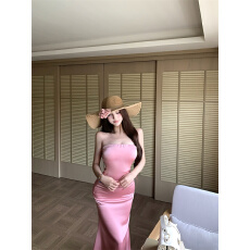 批发实拍实价 度假风名媛性感缎面生日<b class='q'>小礼服</b>收腰长<b class='q'>裙</b>