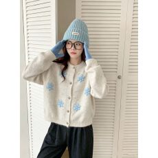 批发韩系软糯复古提花开衫<b class='q'>毛衣</b>2026秋冬新款<b class='q'>女装</b>洋气独特别致上衣