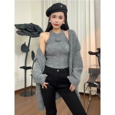 批发韩系chic辣妹风新款紧身挂脖显瘦针织背心慵懒洋气开衫毛衣两件套