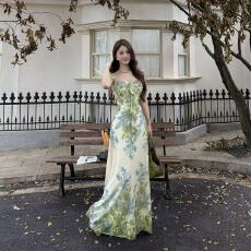 批发beyouare国风爆款2026新款高级感莫奈绿色花园显腰身<b class='q'>荷叶边</b><b class='q'>连衣裙</b>