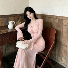 批发早秋法式纯欲风高级性感辣妹喇叭<b class='q'>长袖</b>网纱<b class='q'>连衣</b>裙气质显瘦修身<b class='q'>长裙</b>