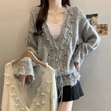 批发实拍大码<b class='q'>女</b>装秋季新款胖mm法式钩花镂空V领设计感抽绳毛衣<b class='q'>针织衫</b>