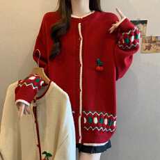 批发新年圣诞红色别致刺绣毛衣女<b class='q'>秋</b>冬胖MM新款好看减龄慵懒显瘦针织衫