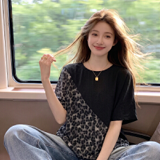 批发大码女装<b class='q'>夏</b>季新款显瘦设计感美式豹纹拼接遮肉遮肚短袖T恤上衣