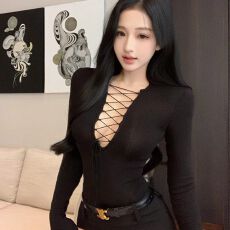 批发官图实价 辣妹深v领绑带T恤女秋长袖紧身短款内搭打底衫纯欲上衣
