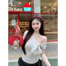 批发【<b class='q'>莫代尔</b>人棉】纯欲白色波点蝴蝶结斜肩短袖<b class='q'>T</b><b class='q'>恤</b>女夏露肩短款上衣