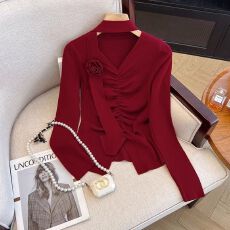 批发原版做工】法式v领立体玫瑰挂脖飘带长袖女<b class='q'>秋冬</b>打底衫独特小上衣