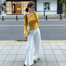 批发官图  多巴胺色系气质减龄套装女2026春<b class='q'>秋</b>新款露肩上衣长裤两件套