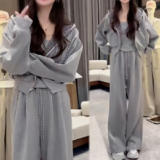批发官图  高含棉休闲运动套装女2026春<b class='q'>秋</b>新款灰色外套背心长裤三件套