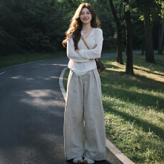 批发官图  2026<b class='q'>春</b>季新款小众潮流洋气套装女简约舒适上衣阔腿裤两件套