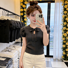 批发官图  <b class='q'>欧洲站</b>时髦蝴蝶结镂空短袖T恤女2026夏季<b class='q'>新款</b>遮肉针织衫潮