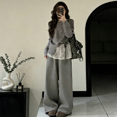 批发官图  2026春秋新款独特漂亮一整套<b class='q'>女</b>设计感上衣宽松阔腿裤<b class='q'>两件</b>套