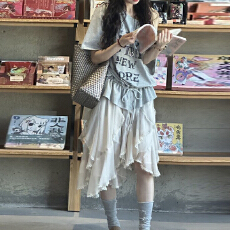 批发官图  通勤风休闲套装女2026<b class='q'>夏季</b>新款设计感上衣宽松半身裙两件套