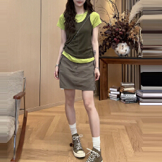 批发官图  时髦高街休闲<b class='q'>套装</b>女2026夏季新款短袖上衣背心半身裙三件套