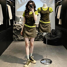 批发官图  时髦高街休闲<b class='q'>套装</b>女2026夏季新款短袖上衣背心半身裙三件套