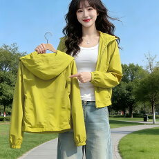 批发官图  通勤风连帽防晒衣<b class='q'>女</b>2026夏季新款设计感运动透气拉链短外套
