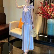 批发官图  2026夏季新款木耳边系带无袖上衣套装女流光缎面长裙两件套