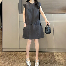 批发官图  时尚宽松百搭<b class='q'>连衣裙</b><b class='q'>女</b>2026夏季新款休闲减龄小众无袖中长<b class='q'>裙</b>