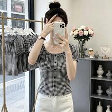 批发官图  2026夏季<b class='q'>新款</b>巨好看小众衬衫女高级感黑白格纹显瘦短袖开衫