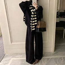 批发官图  通勤风休闲套装女2026<b class='q'>秋</b>季新款纯色圆领卫衣卫裤披肩三件套