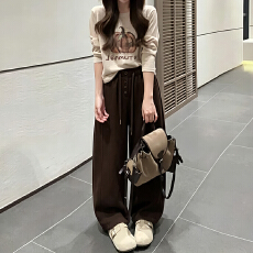 批发官图  2026年<b class='q'>秋</b>季新款网红套装女巨好看趣味印花上衣阔腿裤两件套