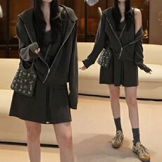 批发官图  2026年秋季新款巨好看套装女宽松<b class='q'>连帽卫衣</b>无袖背心裙两件套
