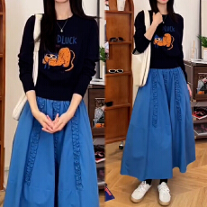 批发官图  小众独特套装女2026秋季新款趣味印花上衣垂感半身裙两件套