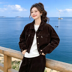 批发官图  小众设计感套装<b class='q'>女</b>2026秋季新款纽扣短外套高腰阔腿裤<b class='q'>两件</b>套