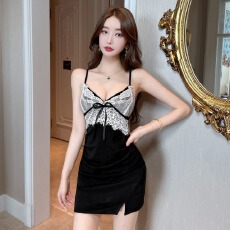 批发性感蕾丝拼接棉质高弹力紧身包臀打底吊带低胸连衣裙