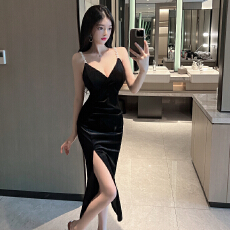 批发高级感无袖金丝绒钉珠V领晚宴礼服裙轻熟性感<b class='q'>露背</b>开叉修身<b class='q'>连衣裙</b>