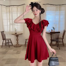 批发实拍低胸荷叶边短袖包臀大摆连衣裙